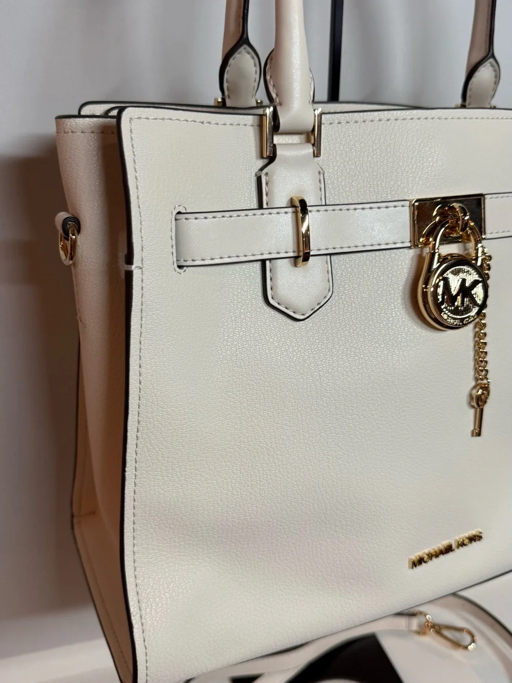 Michael Kors Hamilton medium satchel nwt